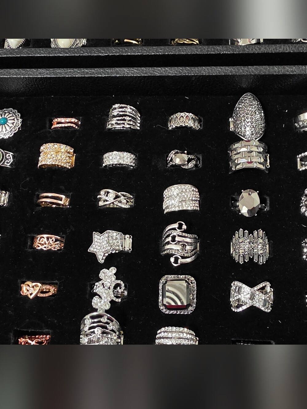 Paparazzi Lot of Rings - Picture 5 of 6